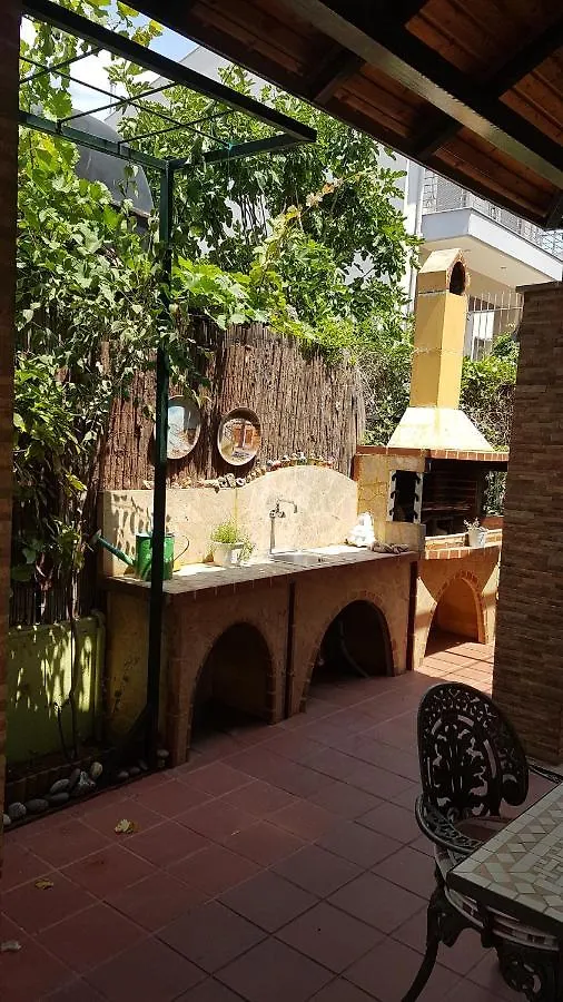 Cheerful Residential Home Thessaloniki Greece
