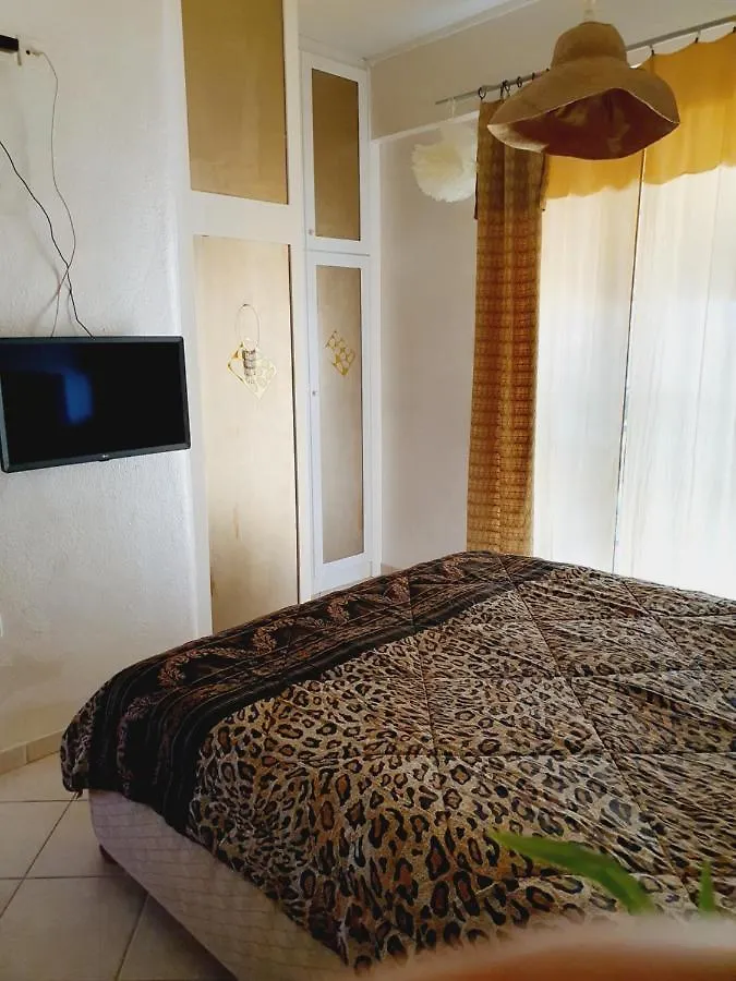 Villa Cheerful Residential Home Thessaloniki Greece