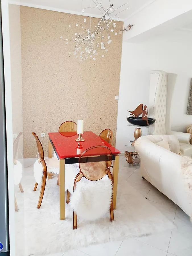 Villa Cheerful Residential Home Thessaloniki
